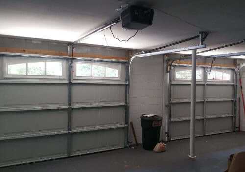 Maintained and operating separate garage doors from inside garage